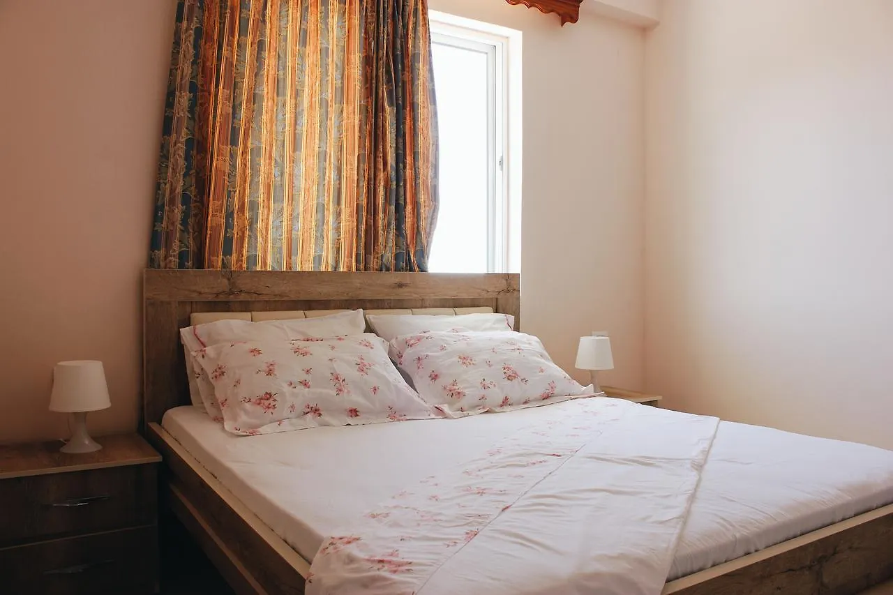 Elti Apartment Sarandë 0*,